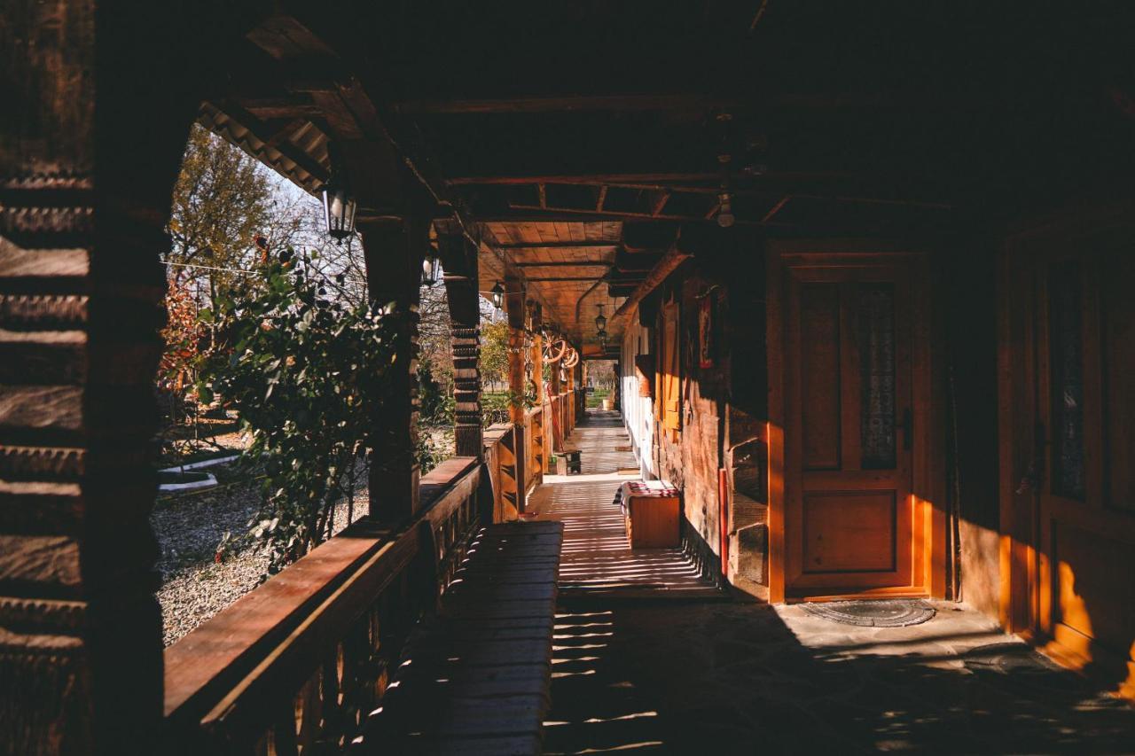 La Romaneasa ซาพึนซา ภายนอก รูปภาพ